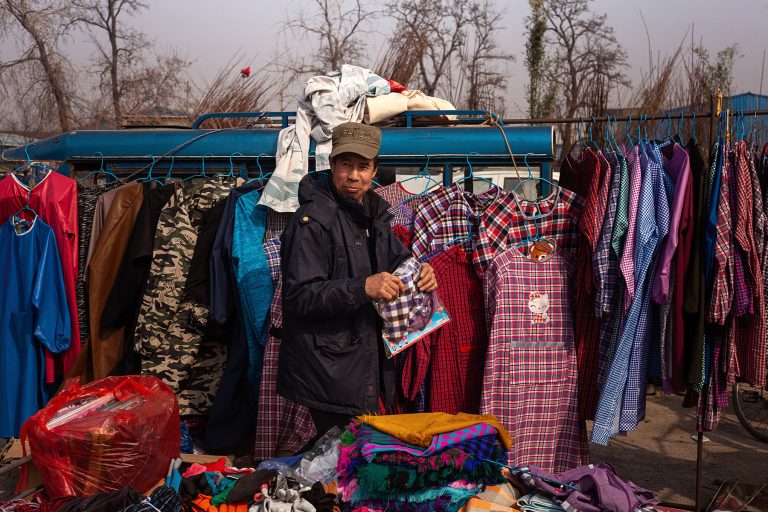 给家里老爷子拍了几张照片